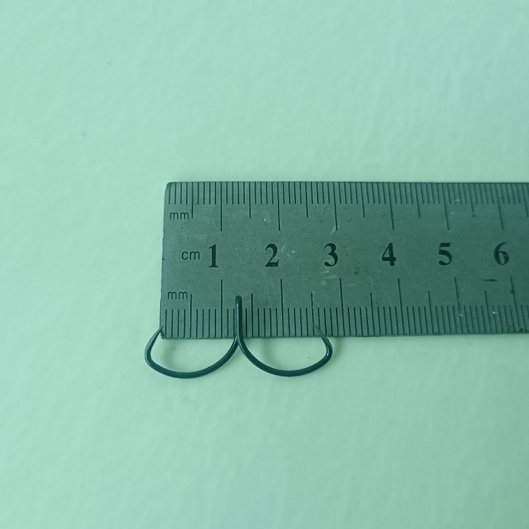 Razor's nail hook number 30